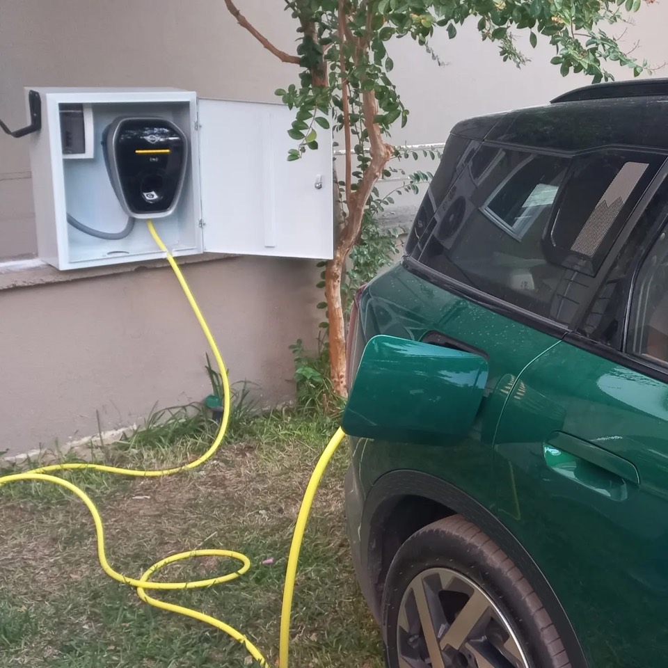 Mini Cooper şarj istasyonu kurulumu