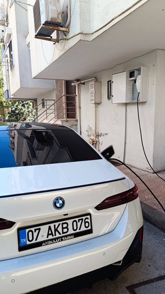 BMW şarj istasyonu kurulumu